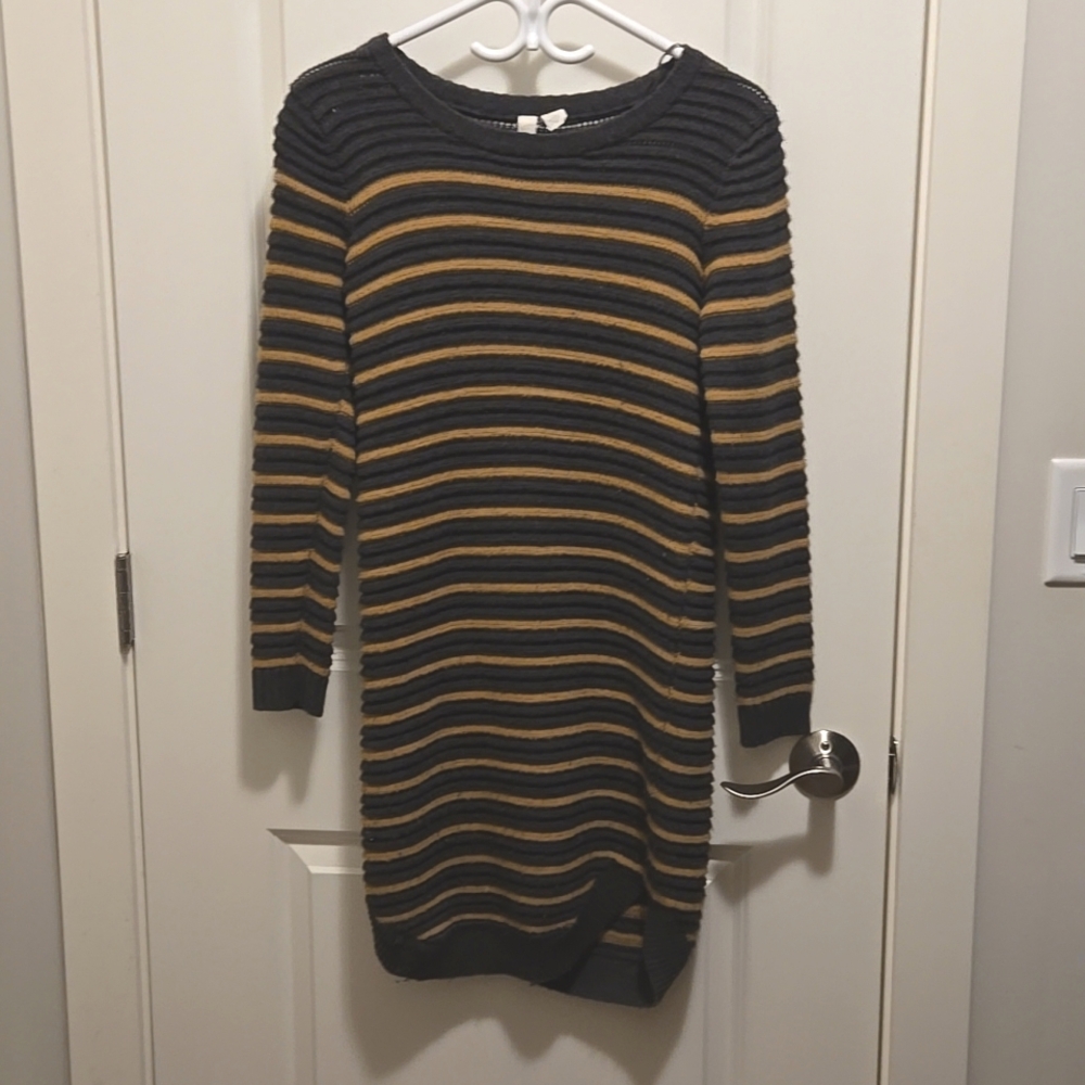 Sweater dress